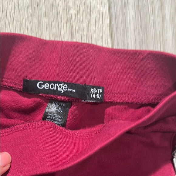 George Red Sweatpants with Elastic Waistband and Tapered Legs - Picture 5 of 5